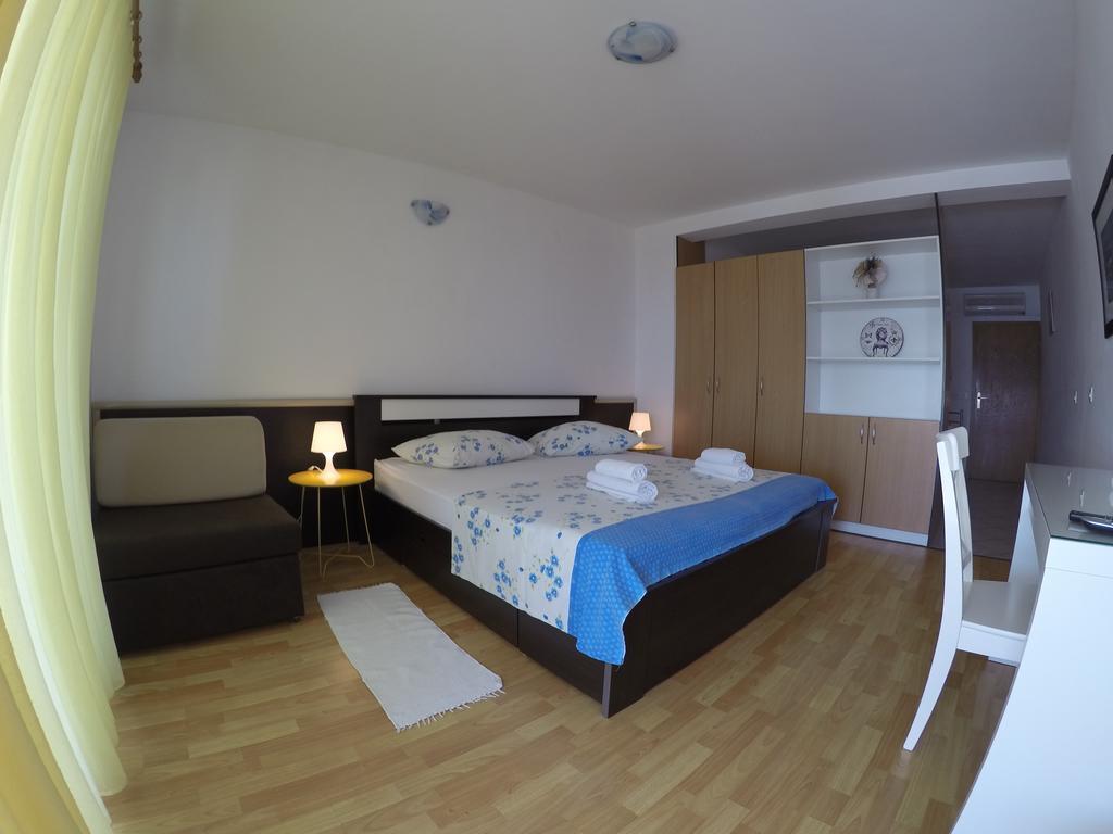 Guest House Stipe Brela Ngoại thất bức ảnh